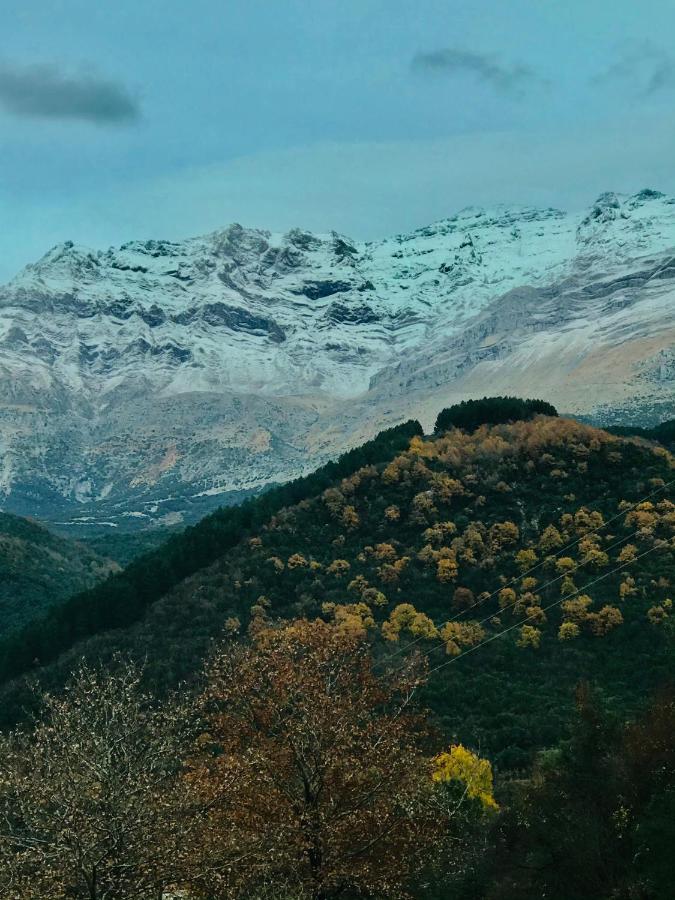 Vila Theasis-Igloo Pramanta Exteriér fotografie