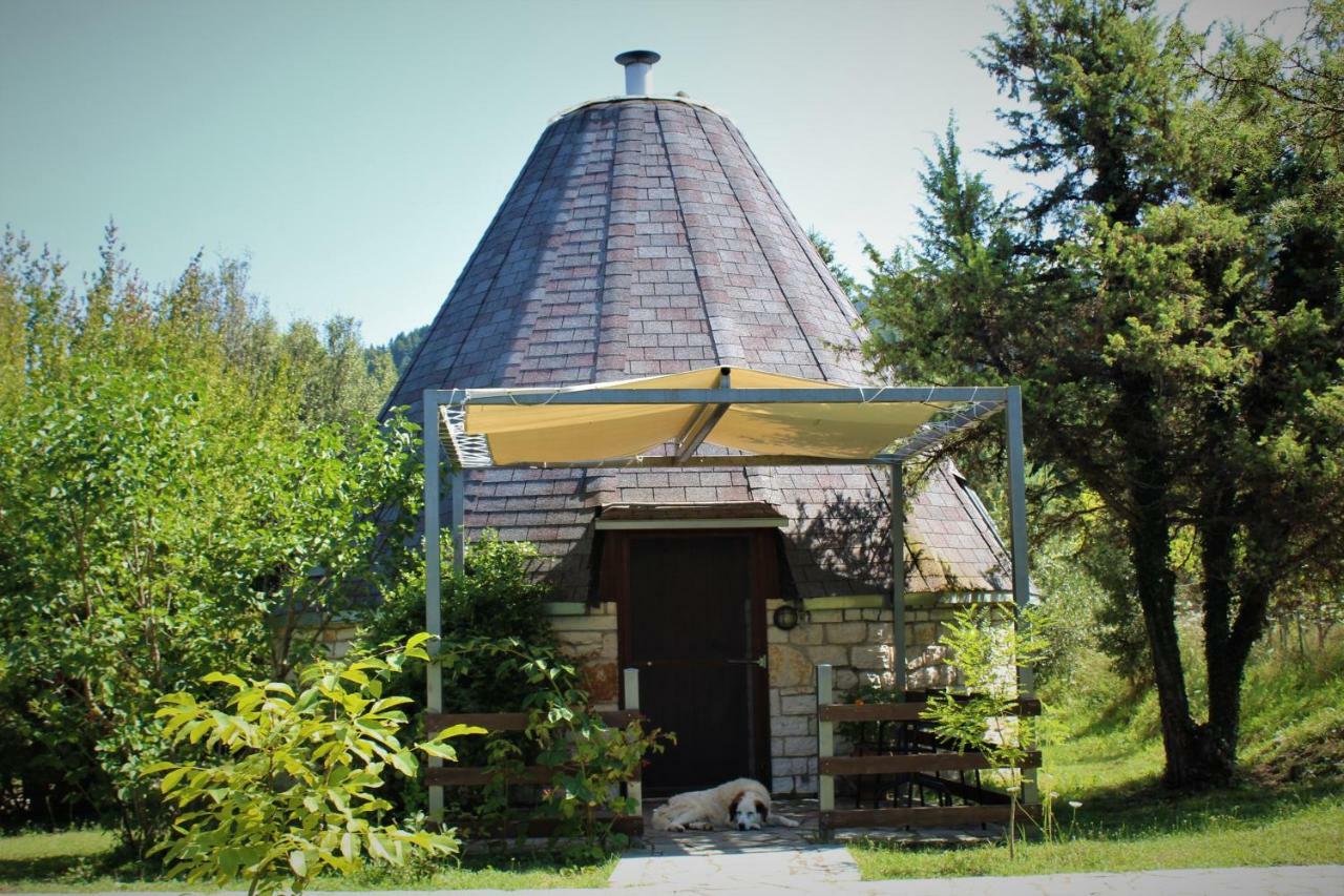 Vila Theasis-Igloo Pramanta Exteriér fotografie